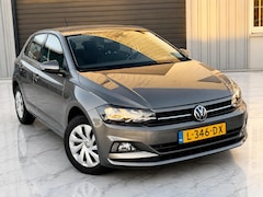 Volkswagen Polo - 1.0 TSI Comfortline Carplay/Navi/PDC