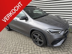 Mercedes-Benz GLA-Klasse - 200 d AMG Panorama Night Sfeer