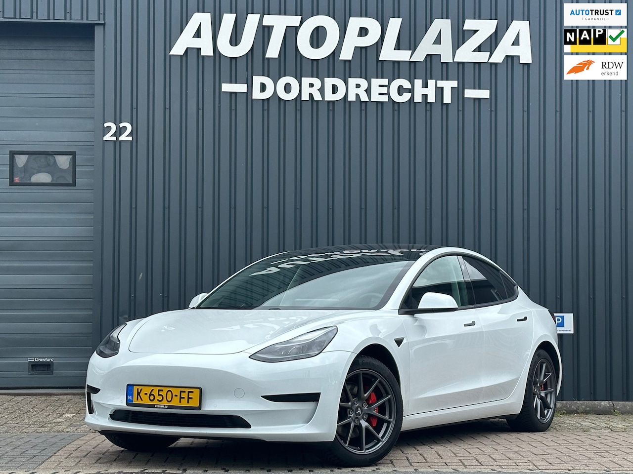 Tesla Model 3 - Standard RWD Plus 60 kWh SOH 88.8% - AutoWereld.nl