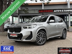 BMW iX1 - xDrive30 67 kWh M Sport panoramadak en trekhaak
