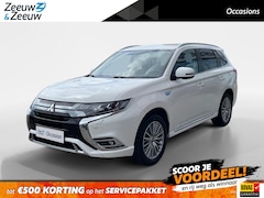 Mitsubishi Outlander - 2.4 PHEV Intense 240PK AUTOMAAT | Trekhaak | Apple Carplay & Android Auto | Cruise Control