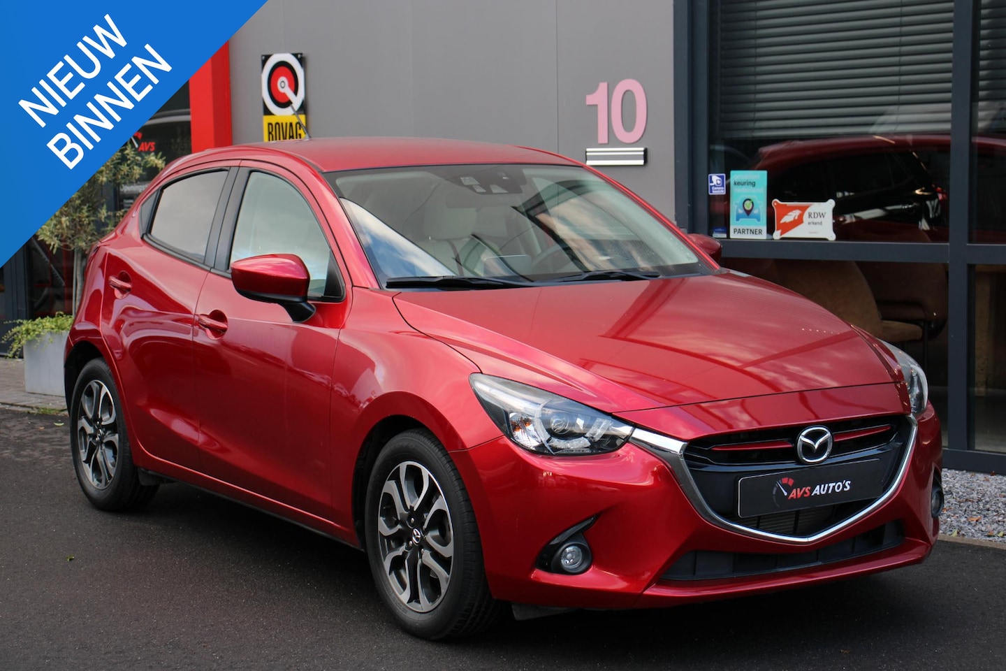 Mazda 2 - 1.5 Skyactiv-G GT-M LEER, HEAD-UP, STOELVERWARMING,58DKM - AutoWereld.nl