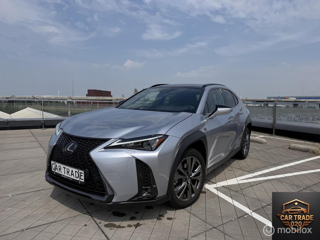 Lexus UX - 250h F Sport Line Leder|Carplay|Led - AutoWereld.nl