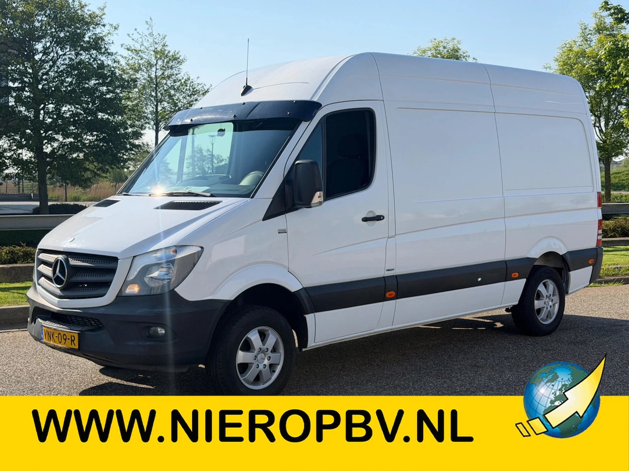 Mercedes-Benz Sprinter - 319CDI L2H2 3.0L V6 Diesel Airco EURO 6 - AutoWereld.nl