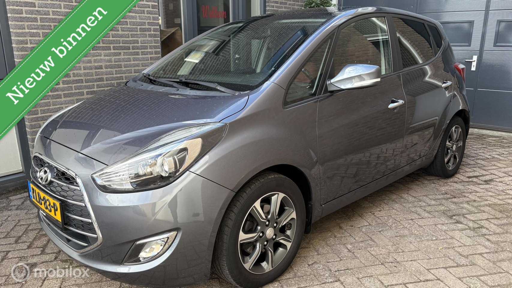 Hyundai ix20 - 1.6i Premium * Leder * Panoramadak * Trekhaak * - AutoWereld.nl