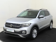 Volkswagen T-Cross - 1.0 TSI Life | Trekhaak | Adaptieve cruise control | CarPlay | Lane- en frontassist | Park