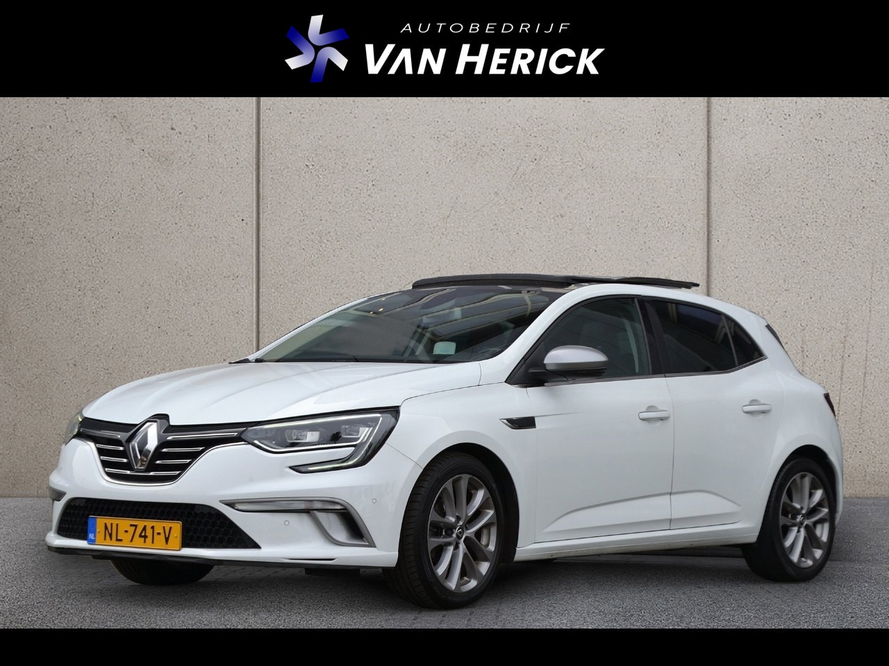 Renault Mégane - 1.2 TCe GT-Line 131PK | Schuif/Kanteldak | Achteruitrijcamera | ACC | Head-up - AutoWereld.nl