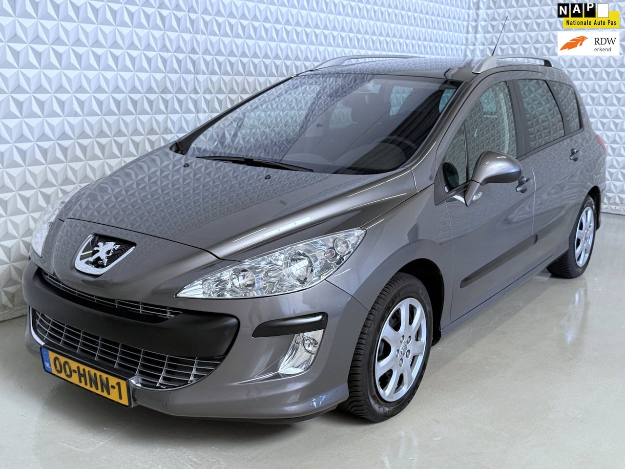 Peugeot 308 SW - 1.6 VTi AUTOMAAT v/d 1e EIGENAAR! 141.000km (2009) - AutoWereld.nl
