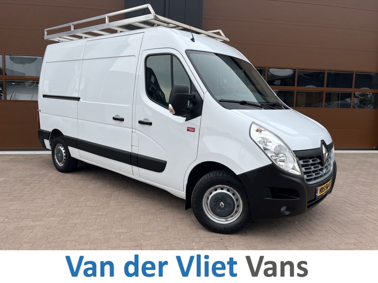 Renault Master - T35 2.3 dCi L2H2 3p BPM Vrij! Lease €287 p/m, Imperiaal+Trap, Bedrijfswageninrichting, Nav - AutoWereld.nl