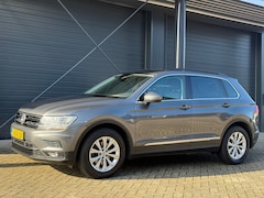 Volkswagen Tiguan - 1.4 TSI ACT Comfortline, Carplay, Adaptive cruise, Trekhaak, Volledig onderhouden