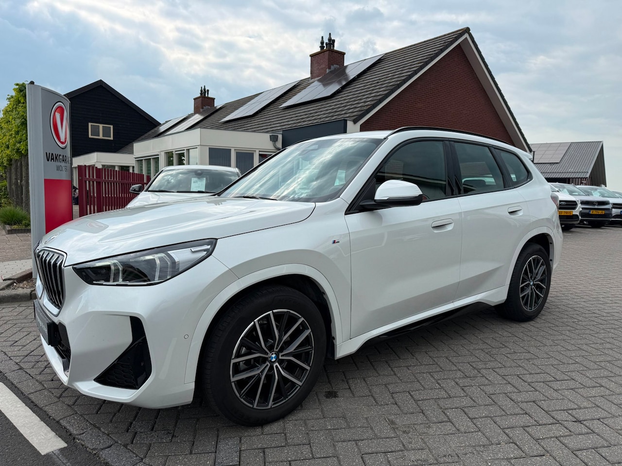 BMW X1 - SDrive18i M Sportpakket Aut. - AutoWereld.nl