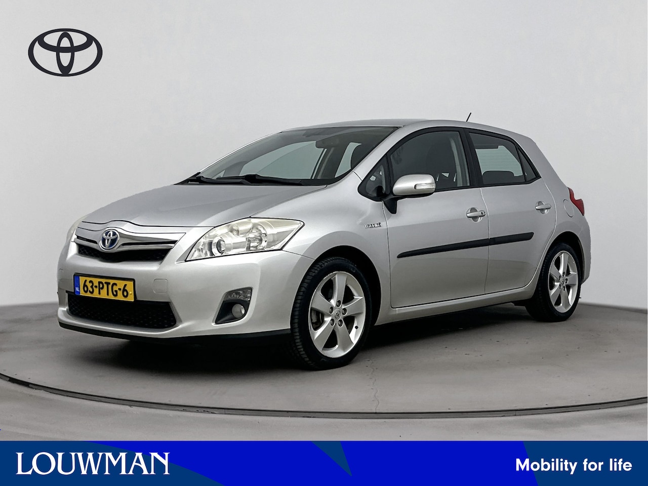 Toyota Auris - 1.8 Full Hybrid Dynamic Automaat | Navi | Fietsendragerbeugel Afneembaar | Parkeersensoren - AutoWereld.nl