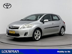 Toyota Auris - 1.8 Full Hybrid Dynamic Automaat | Navi | Fietsendragerbeugel Afneembaar | Parkeersensoren