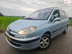 Peugeot 807 - 2.0 ST/ automaat/ airco/ bj 2008