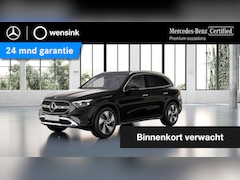 Mercedes-Benz GLC-klasse - 300e 4MATIC AMG Line | Trekhaak | Panoramadak | Memory | Stoelverwarming | Treeplanken |