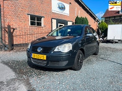 Volkswagen Polo - 1.4-16V Optive ( Airco + Elektrische ramen + Nieuwe apk )