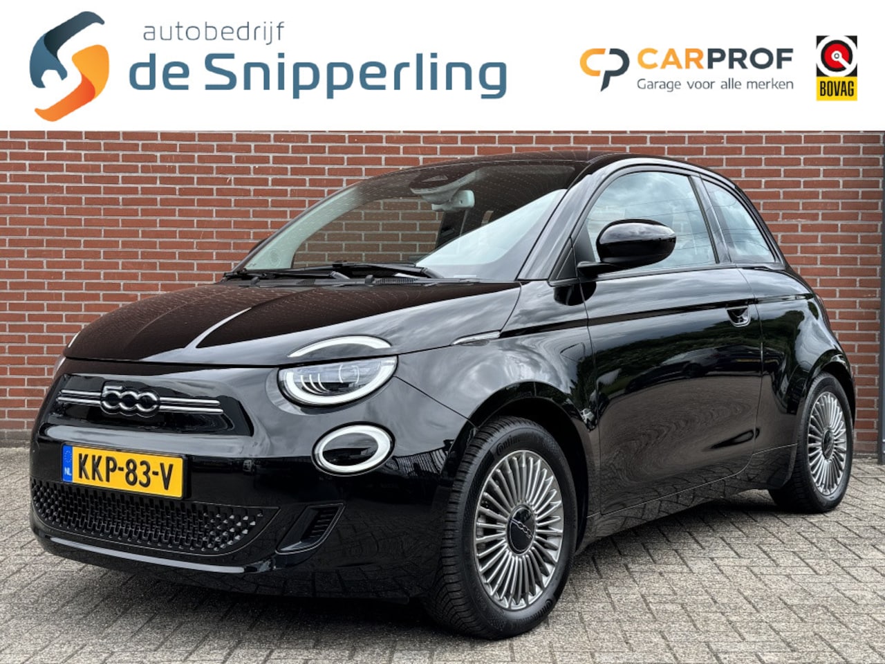 Fiat 500 - 42 kWh CARPLAY CRUISE CLIMA NAV LED DAB LMV - AutoWereld.nl