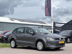 Volkswagen Polo - 1.4-16V Comfortline trekhaak cruise apple carplay