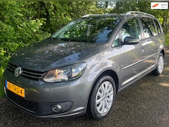 Volkswagen Touran - 1.2 TSI Highline BlueMotion 7 PERS 2012 NAP CLIMA CRUISE