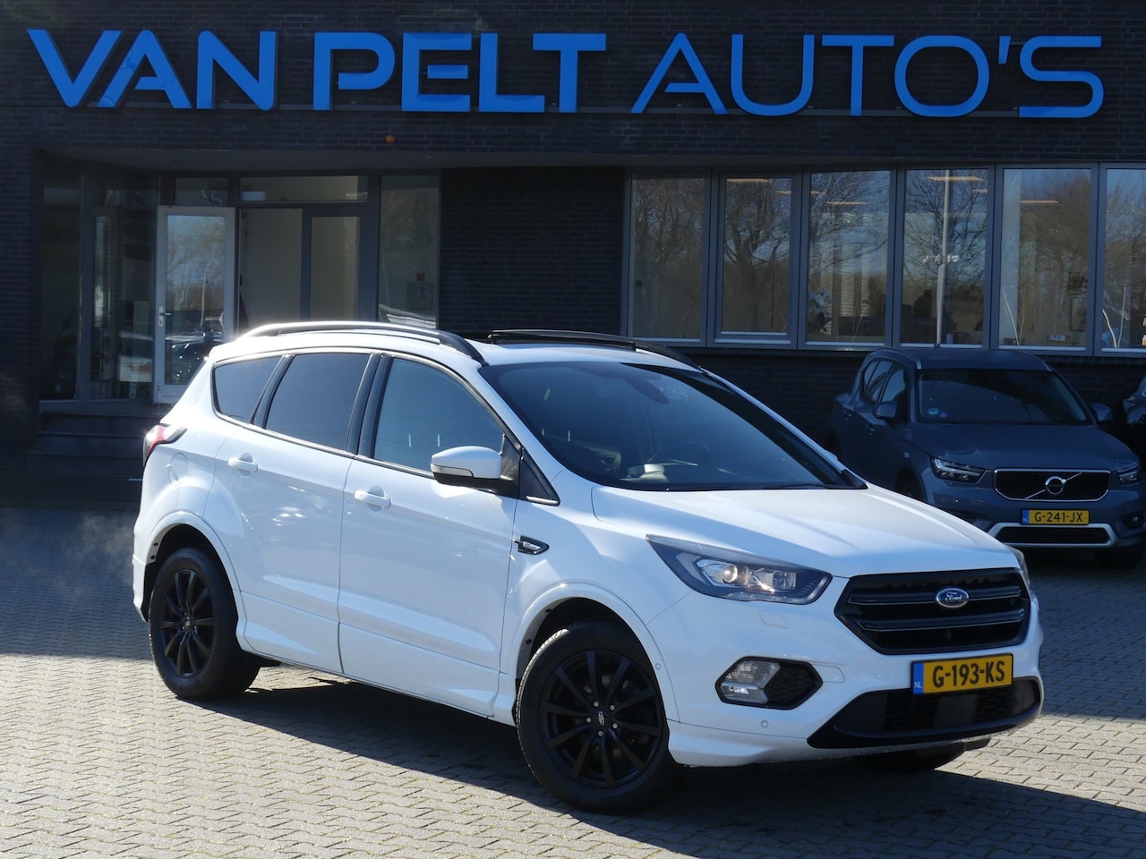 Ford Kuga - 1.5 EcoBoost ST Line / PANO / - AutoWereld.nl