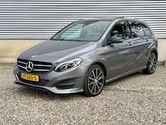 Mercedes-Benz B-klasse - 122pk Ambitoin automaat AMG line |1ste eig, Pano, Leer |