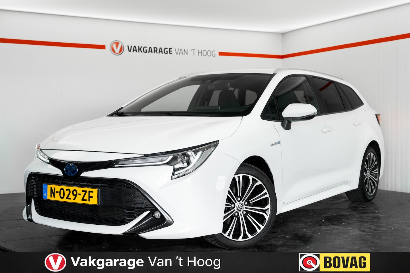 Toyota Corolla Touring Sports - 1.8 Hybrid Dynamic|afntrekhaak|camera|stoelverwarming|applecarplay - AutoWereld.nl
