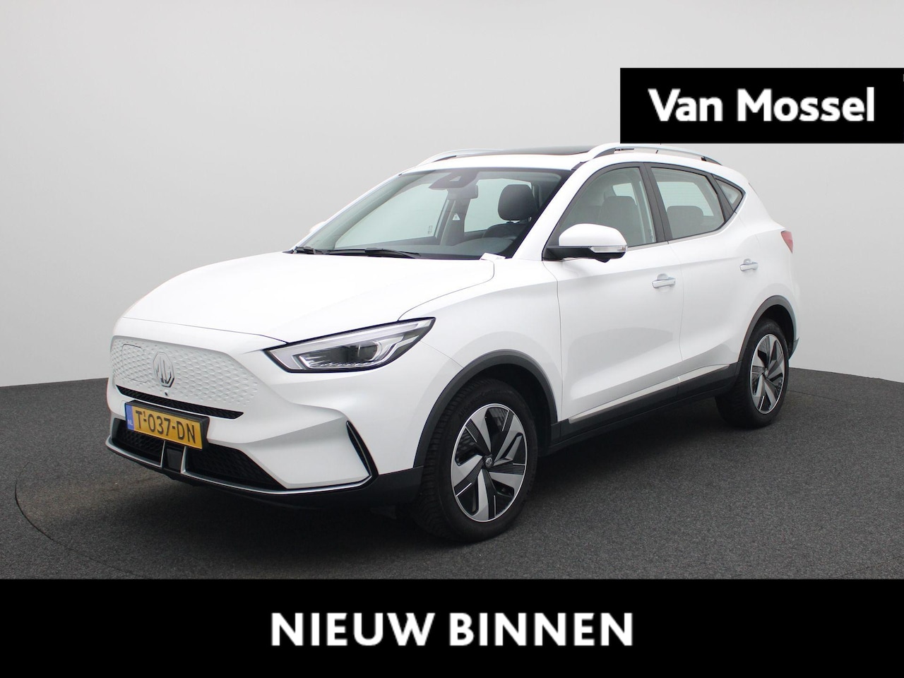 MG ZS - EV Long Range Luxury 70 kWh - AutoWereld.nl