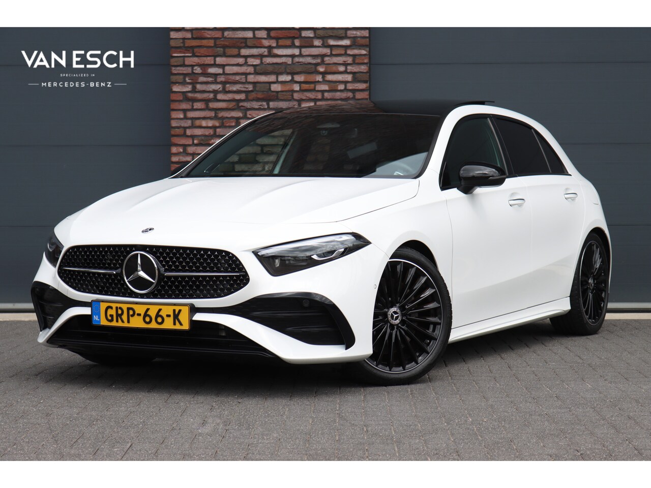 Mercedes-Benz A-klasse - 250 4MATIC AMG Line | 224pk | Panoramadak | Memory | Burmester | Camera | Standkachel | Ke - AutoWereld.nl