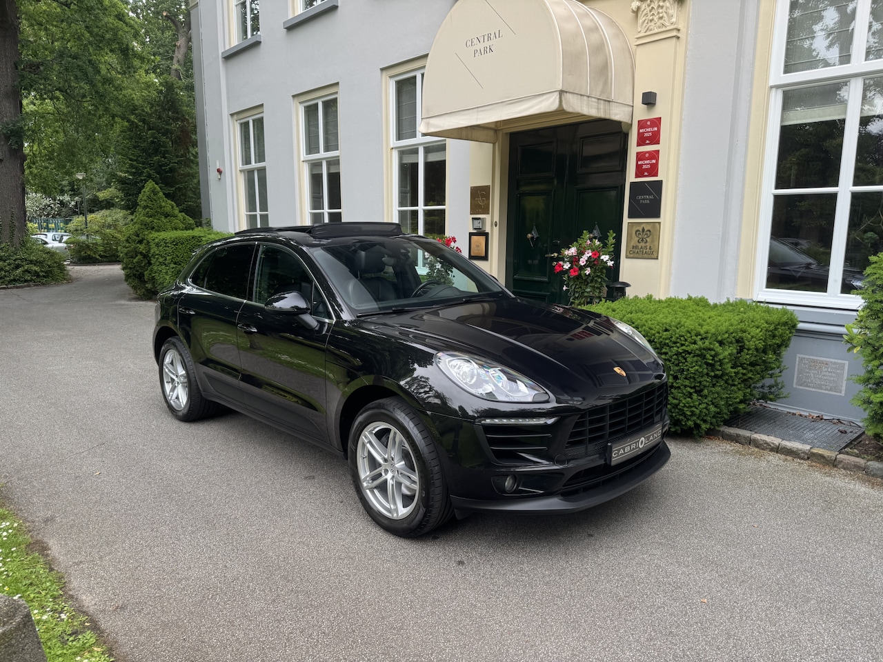 Porsche Macan - 2.0 2.0, Pano, CarPlay - AutoWereld.nl