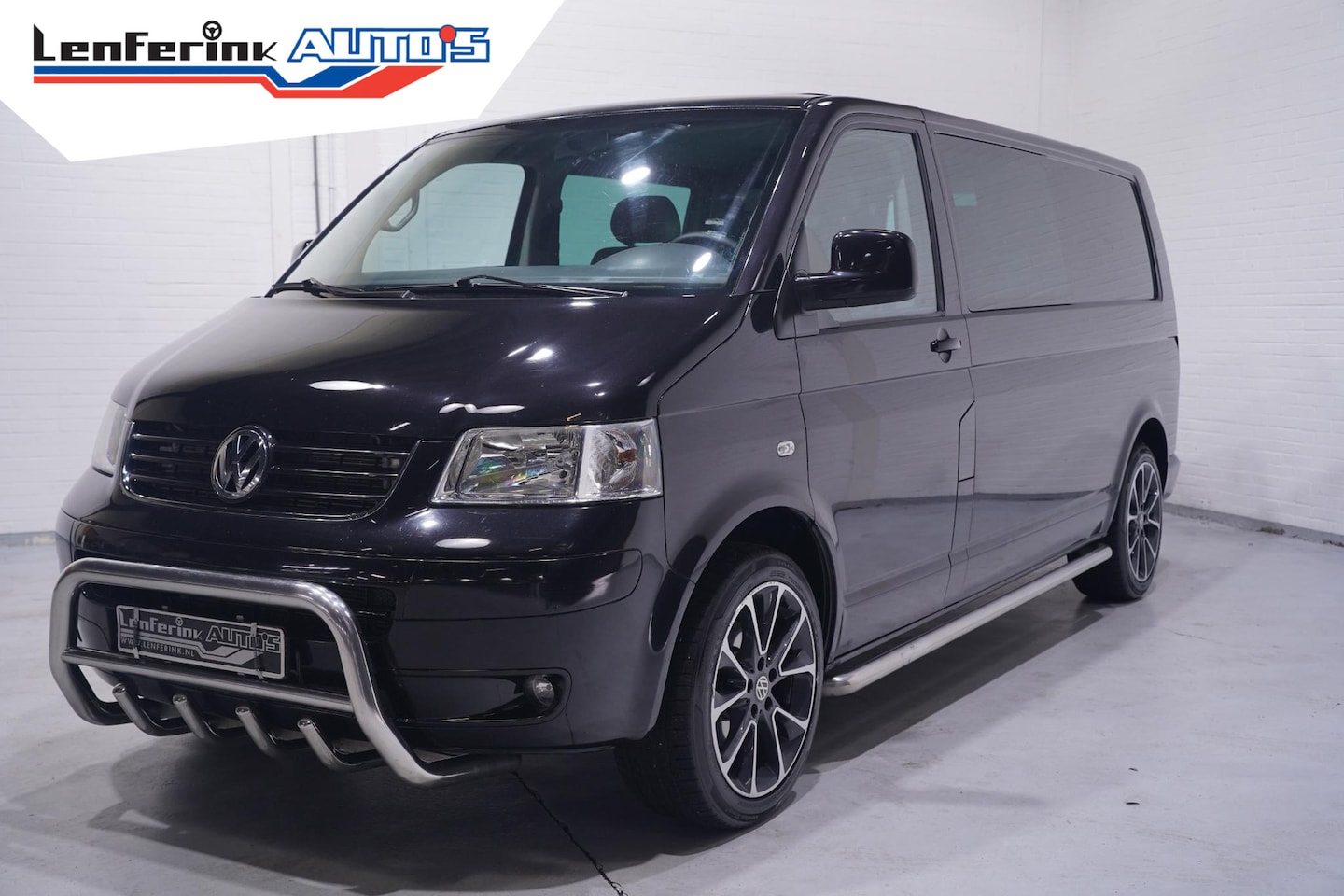 Volkswagen Transporter - 2.5 TDI 174 pk Dubbel Cabine L2 Automaat Marge Airco, Cruise Control, Bull en Sidebars, 5- - AutoWereld.nl