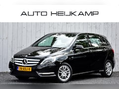 Mercedes-Benz B-klasse - 200 Ambition | Xenon-Led | Leer | Camera | 1e Eigenaar |