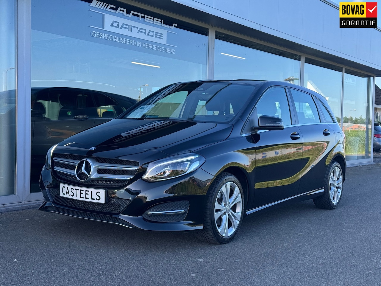 Mercedes-Benz B-klasse - 180 Urban automaat , apple-carplay , led - AutoWereld.nl