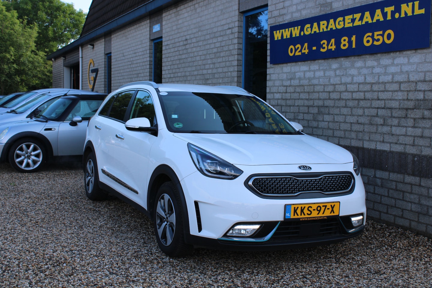 Kia Niro - 1.6 GDi PHEV DynamicLine Clima Navi Trekh. All season banden - AutoWereld.nl
