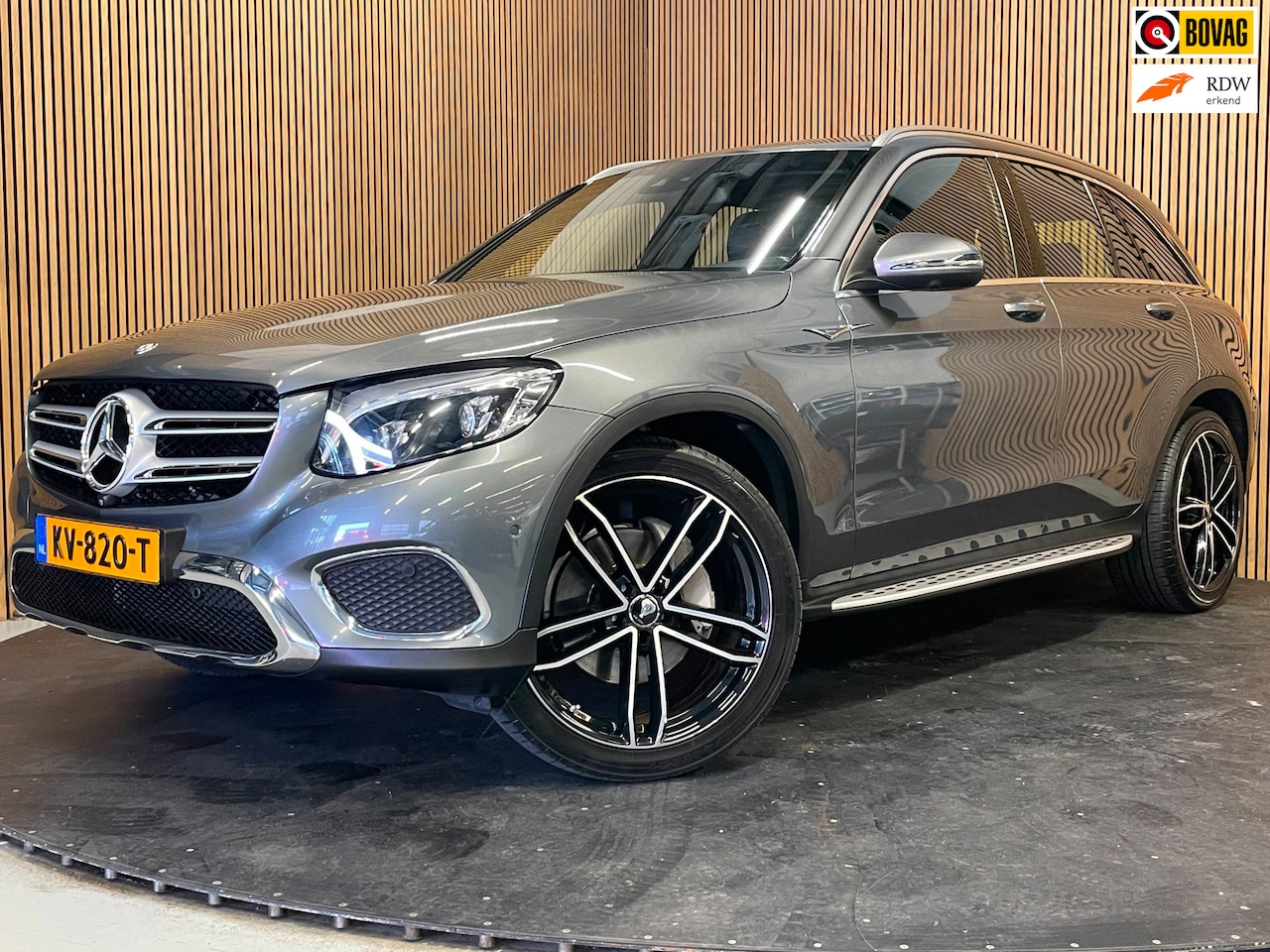 Mercedes-Benz GLC-klasse - 250 4MATIC Edition 1|AMG|AUTOMAAT|NAVI|TREKHAAK|STOELVERWARMING|360+V+A CAMERA|CRUISE+CLIM - AutoWereld.nl