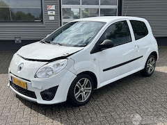 Renault Twingo - 1.2 Authentigue