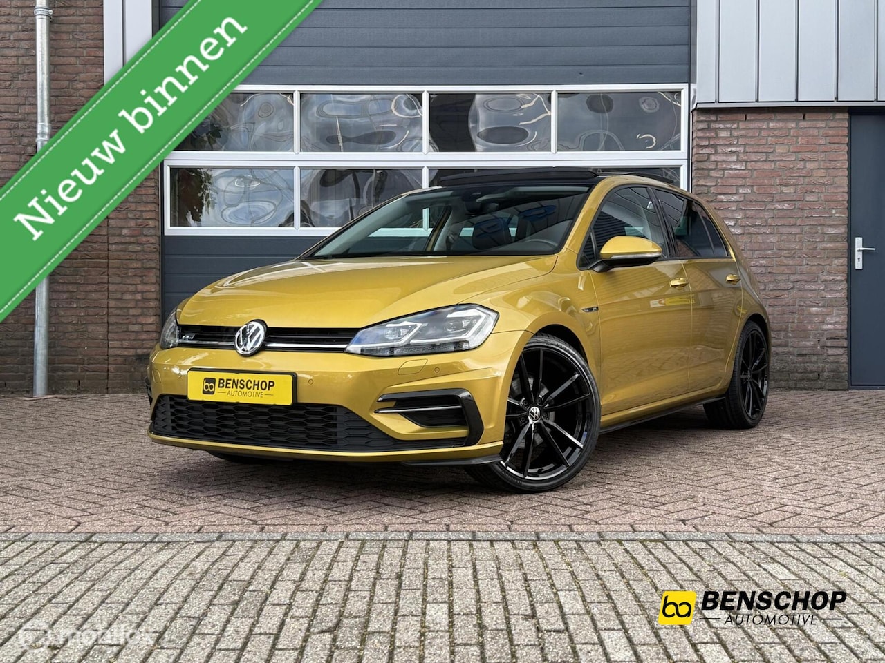 Volkswagen Golf - 1.4 TSI R-Line Panodak Navi Carplay Virtual Camera 19 inch Pretoria - AutoWereld.nl