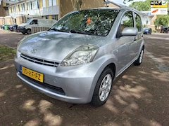 Daihatsu Sirion 2 - AUTOMAAT / 131.000 NAP / 5 deurs / Leuke auto