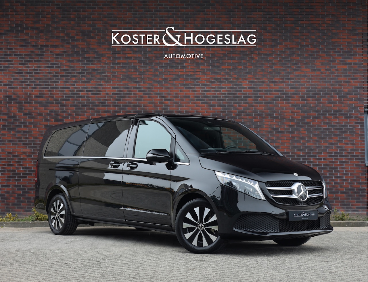 Mercedes-Benz V-klasse - 300d 4-MATIC Extra Lang Avantgarde Edition 300d 4-MATIC Extra Lang Avantgarde Edition - AutoWereld.nl