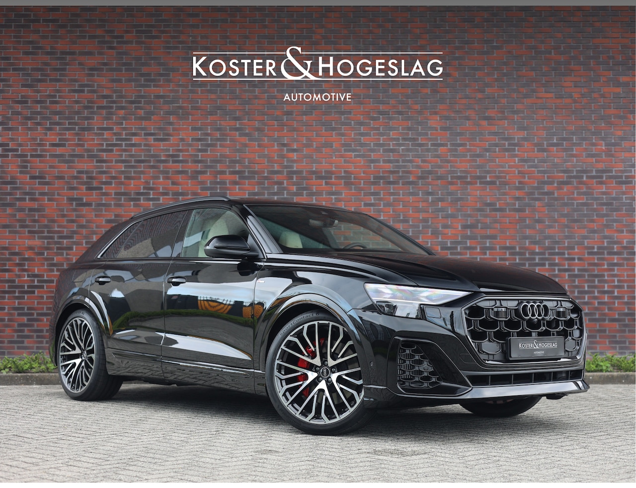 Audi Q8 - 60 TFSIe Quattro Competition | Audi Exclusive - Direct leverbaar! - AutoWereld.nl