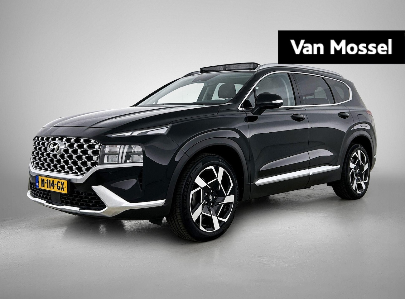 Hyundai Santa Fe - 1.6 T-GDI PHEV Comfort Smart Sky 7p. | 1e-EIG. | Trekhaak | Panorama/Schuif-kanteldak | KR - AutoWereld.nl