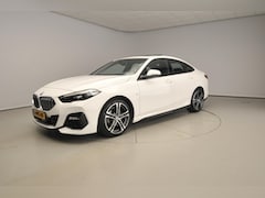 BMW 2-serie Gran Coupé - 218i | M-Sportpakket | LED | Navigatie | Panoramadak | Stoelverwarming | DAB | Hifi speake