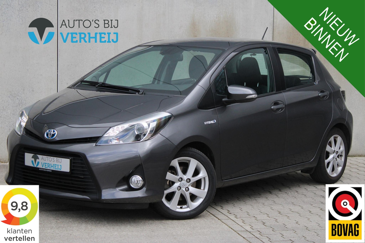 Toyota Yaris - 1.5 Full Hybrid Dynamic / AUTOMAAT / CAMERA / LM VELGEN / DEALERONDERHOUDEN - AutoWereld.nl