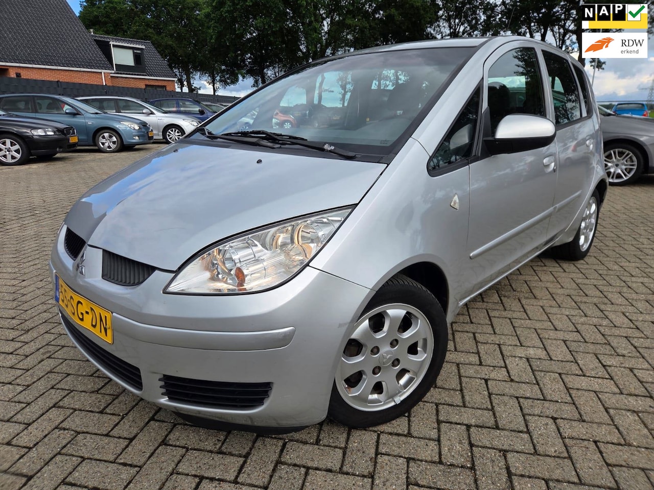 Mitsubishi Colt - 1.3 Invite 5Drs 2005. Automaat/Airco/Elektrische ramen etc.. APK 06-2027 - AutoWereld.nl