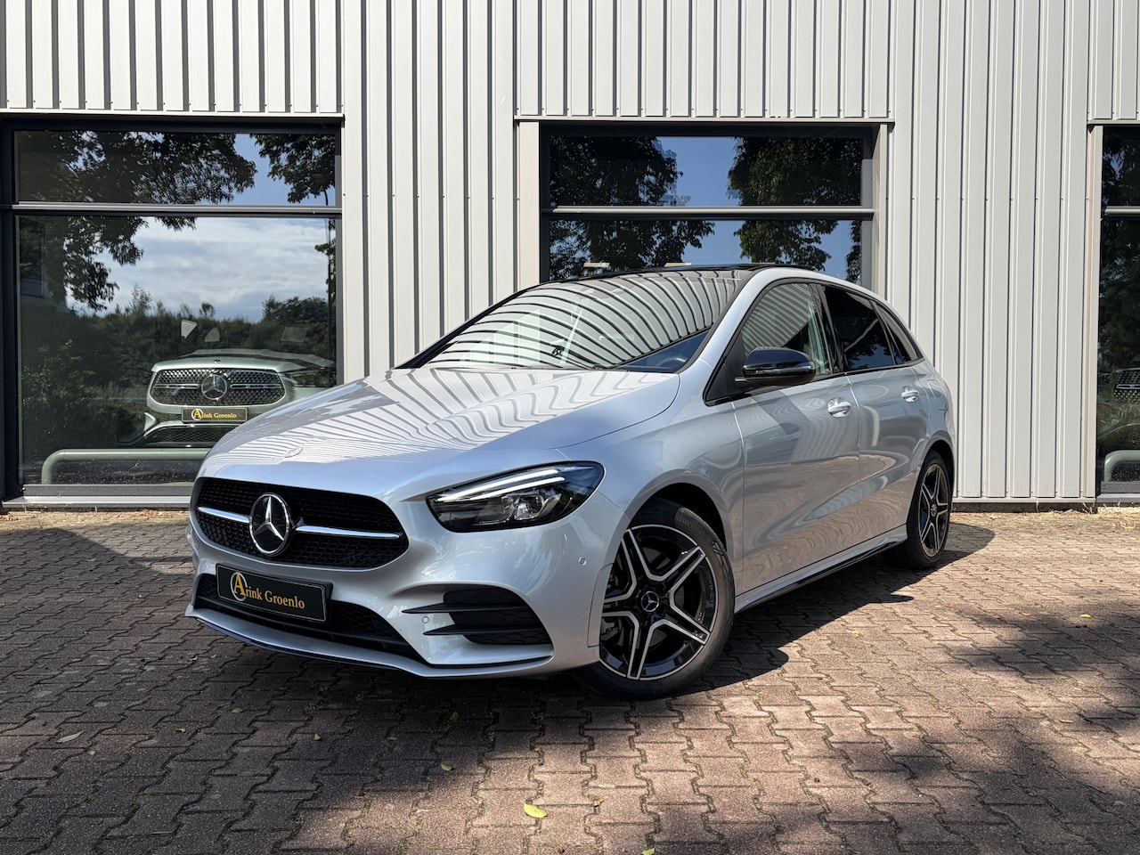 Mercedes-Benz B-klasse - 250 e Premium AMG Line, Panoramadak, Augmented Reality - AutoWereld.nl