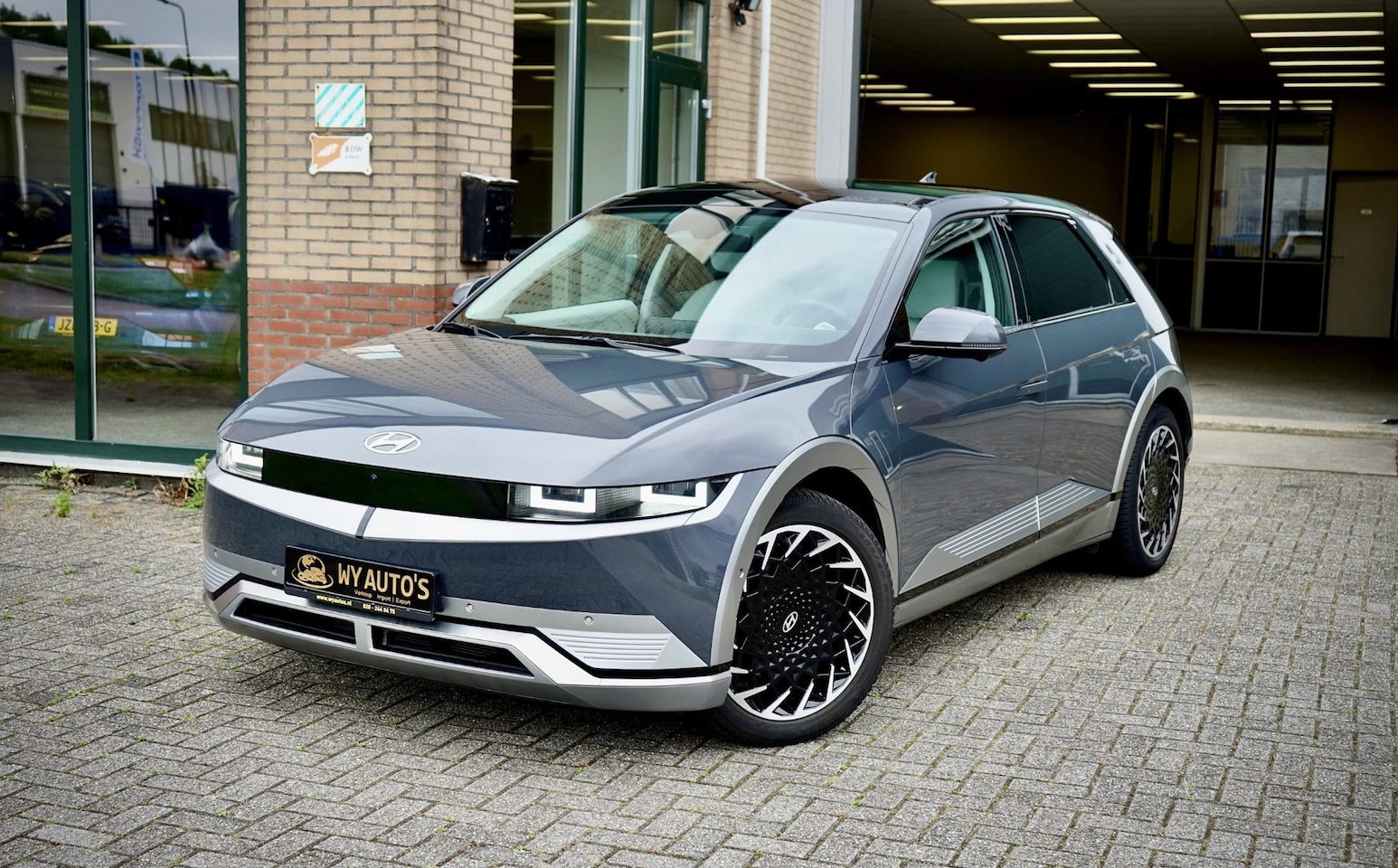 Hyundai IONIQ 5 - Lounge 77.4 kWh FULL OPTIONS| Panoramadak|SOH 97.5%|Warmtepomp|Stoelventilatie|GARANTIE|De - AutoWereld.nl