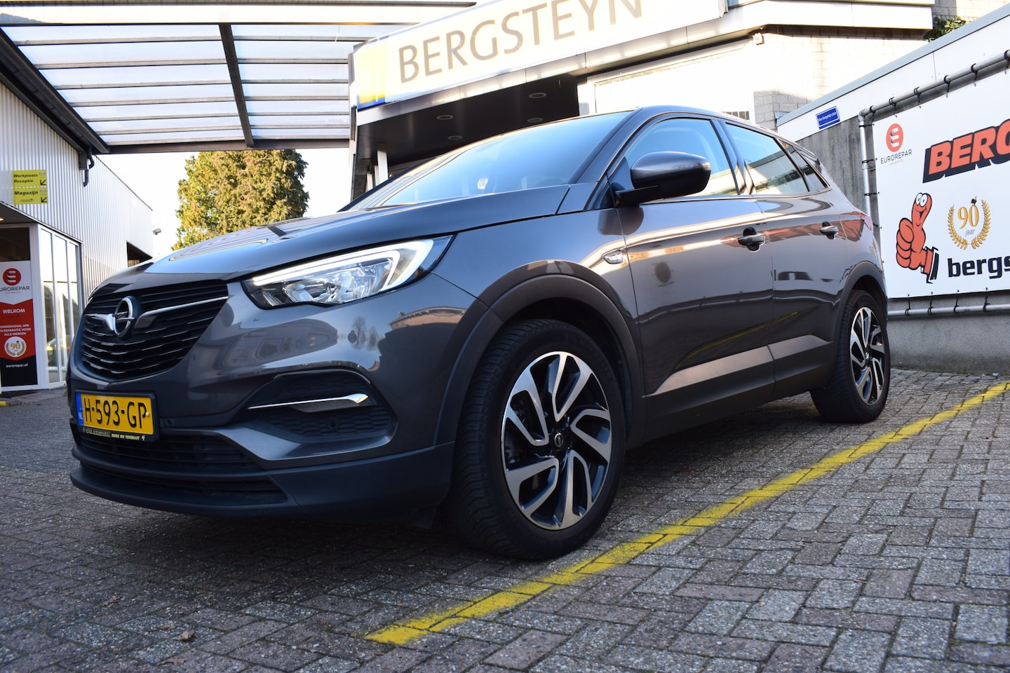 Opel Grandland X - AUTOMAAT 1.2 Turbo Edition - AutoWereld.nl