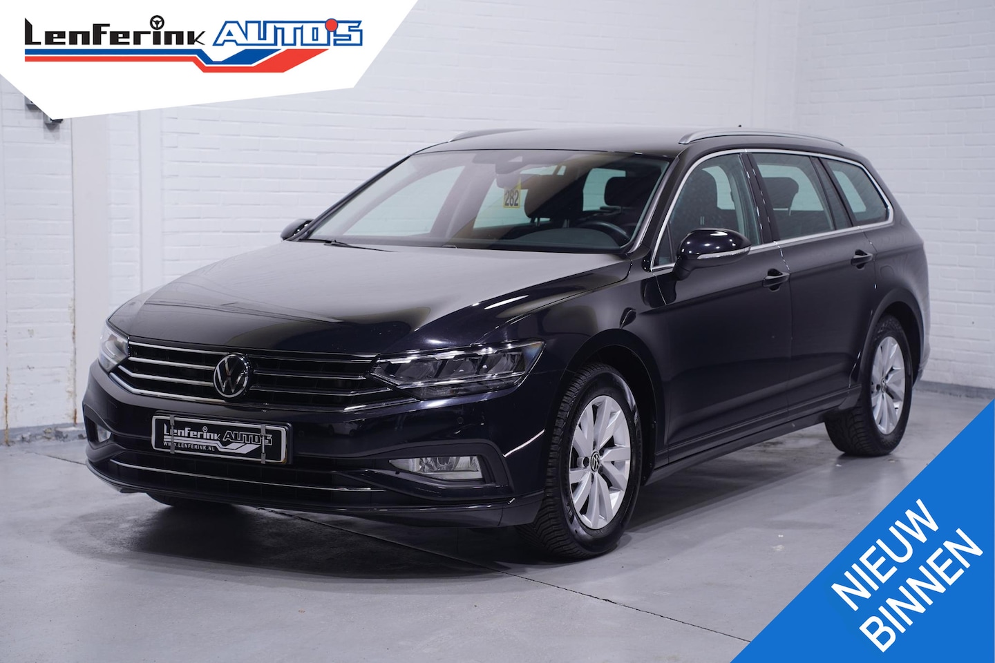Volkswagen Passat Variant - 1.5 TSI Business Virtual-cockpit Trekhaak wegklapbaar led-verlichting Navi Clima Apple Car - AutoWereld.nl