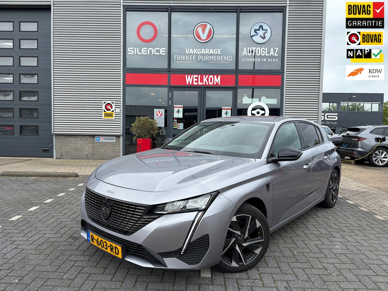 Peugeot 308 - 1.2 PureTech Allure Pack Business 1.2 PureTech Allure Pack Business - AutoWereld.nl