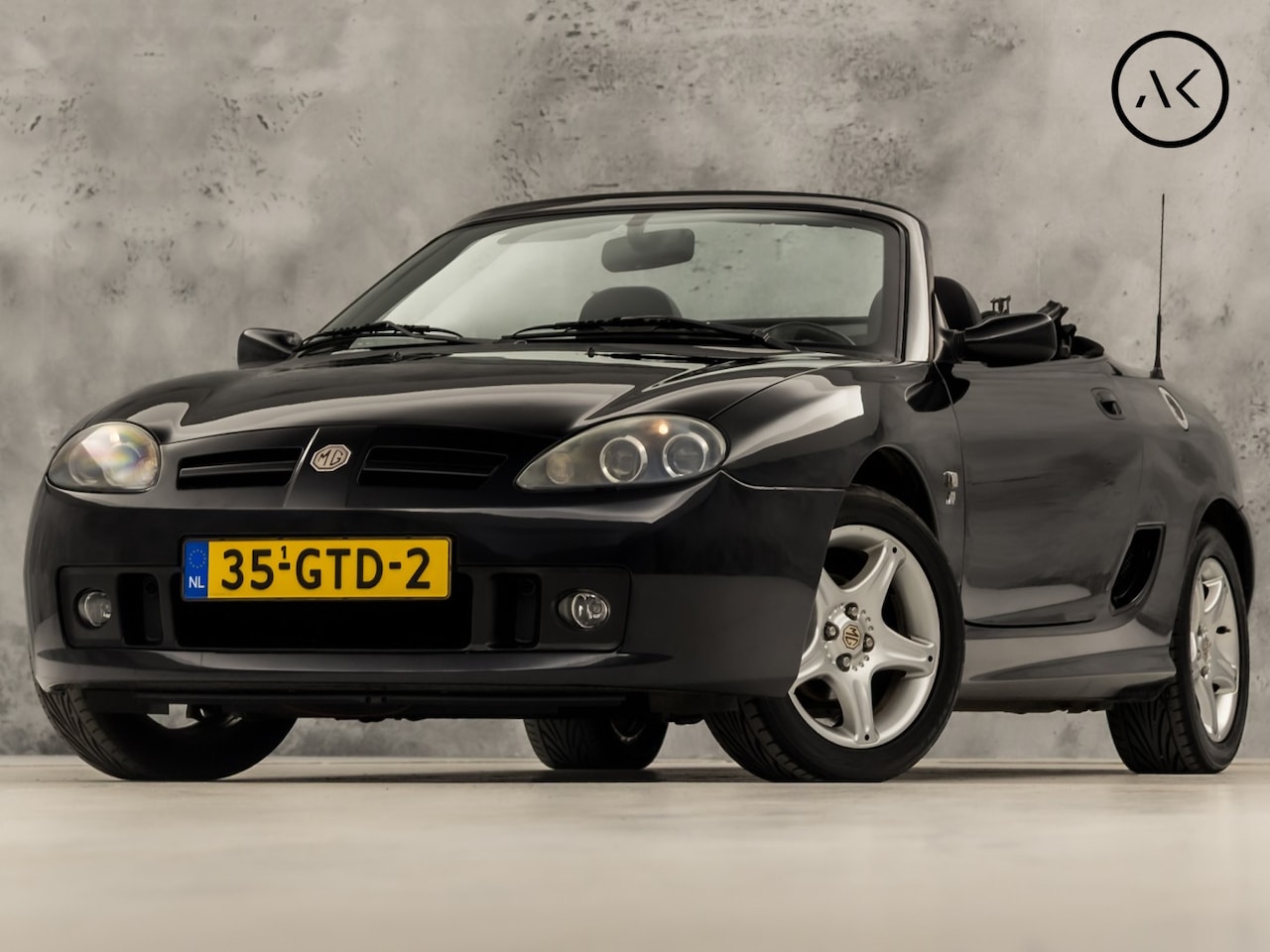 MG TF - 1.8 TF 135 135Pk (RADIO, ELEK RAMEN, LM VELGEN, SPORTSTOELEN, XENON, NIEUWSTAAT) - AutoWereld.nl