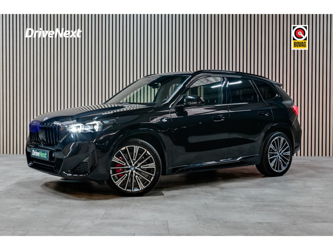 BMW X1 - 30 e xDrive M Sport Pro | PANO | HUD | ACC | STOELVERWARMING | S - AutoWereld.nl